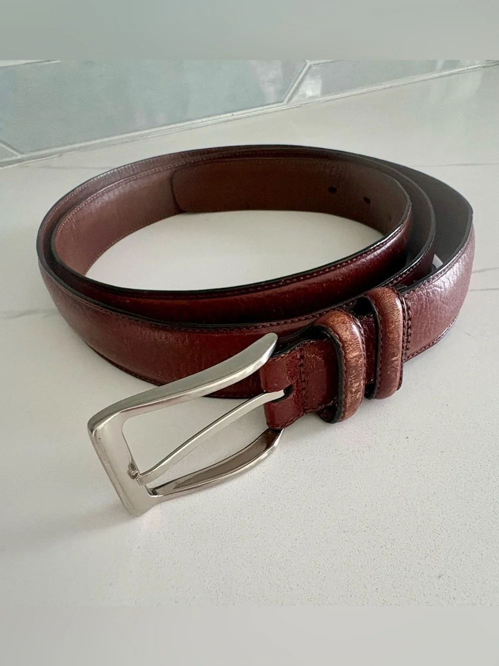 Roundtree & Yorke Brown Leather Dress Belt Men’s Size48 Big & Tall Feather Edge